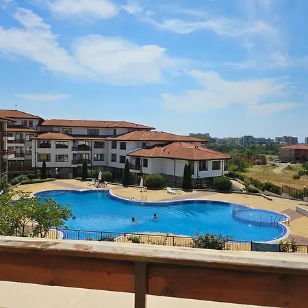 Gardenia Hills * סאני ביץ'